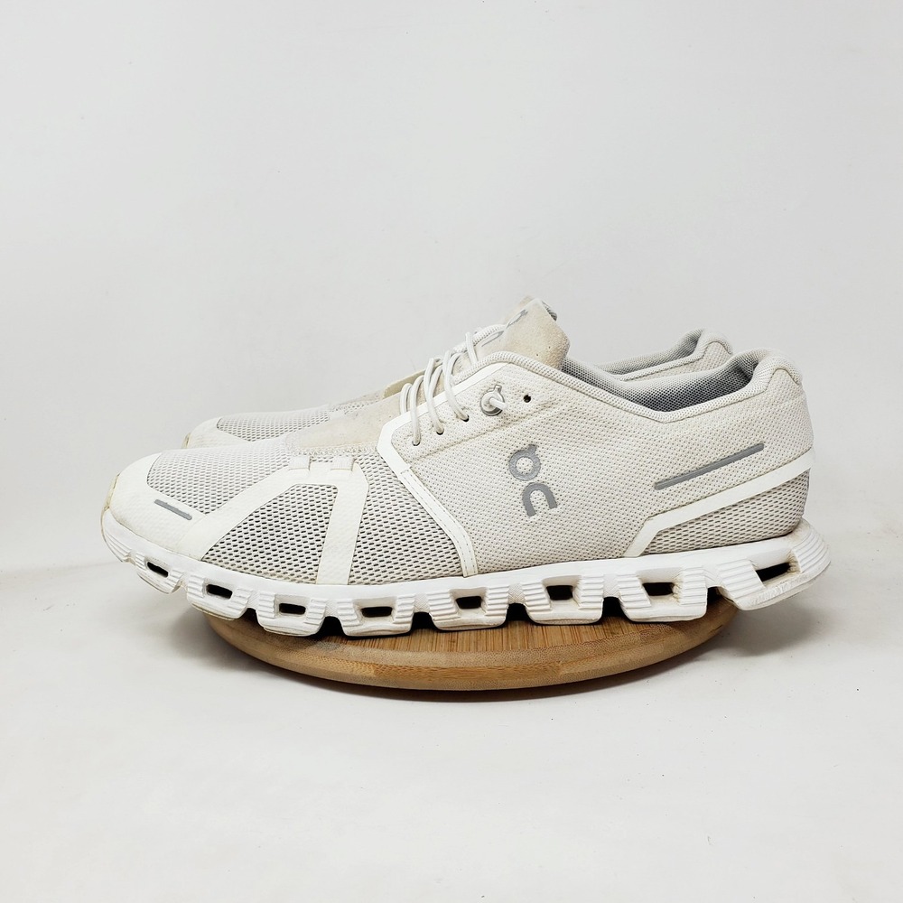 On Cloud 5 Running Shoes Mens 10.5 Gym Training Comfort Sneaker